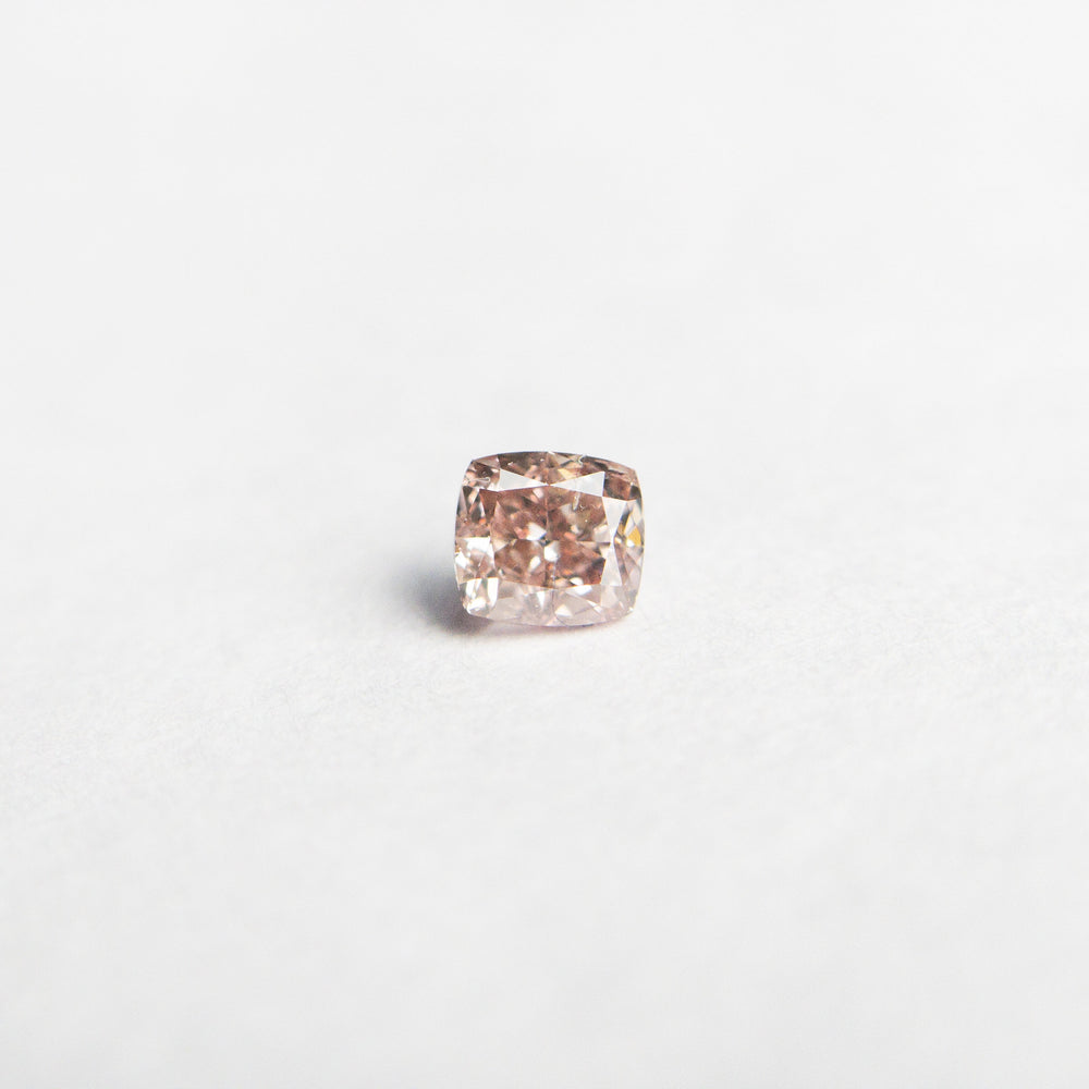 
            
                Load image into Gallery viewer, 0.13ct 2.86x2.63x1.93mm GIA Fancy Pink Cushion Brilliant 🇦🇺 24101-01
            
        