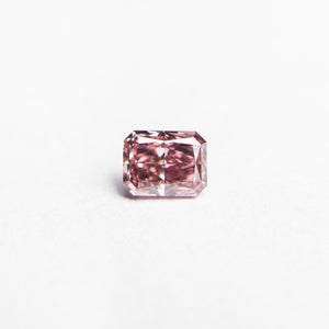 0.30ct 4.22x3.28x2.29mm GIA SI2 Fancy Pink Cut Corner Rectangle Brilliant 24156-01