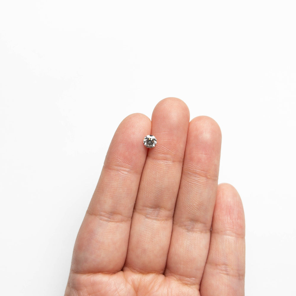 0.60ct 5.14-5.15x3.50mm Fancy Grey Round Brilliant 18968-17