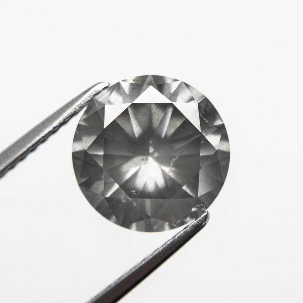 
            
                Load image into Gallery viewer, 3.05ct 9.27x9.26x5.69mm Fancy Grey Round Brilliant 19552-01
            
        