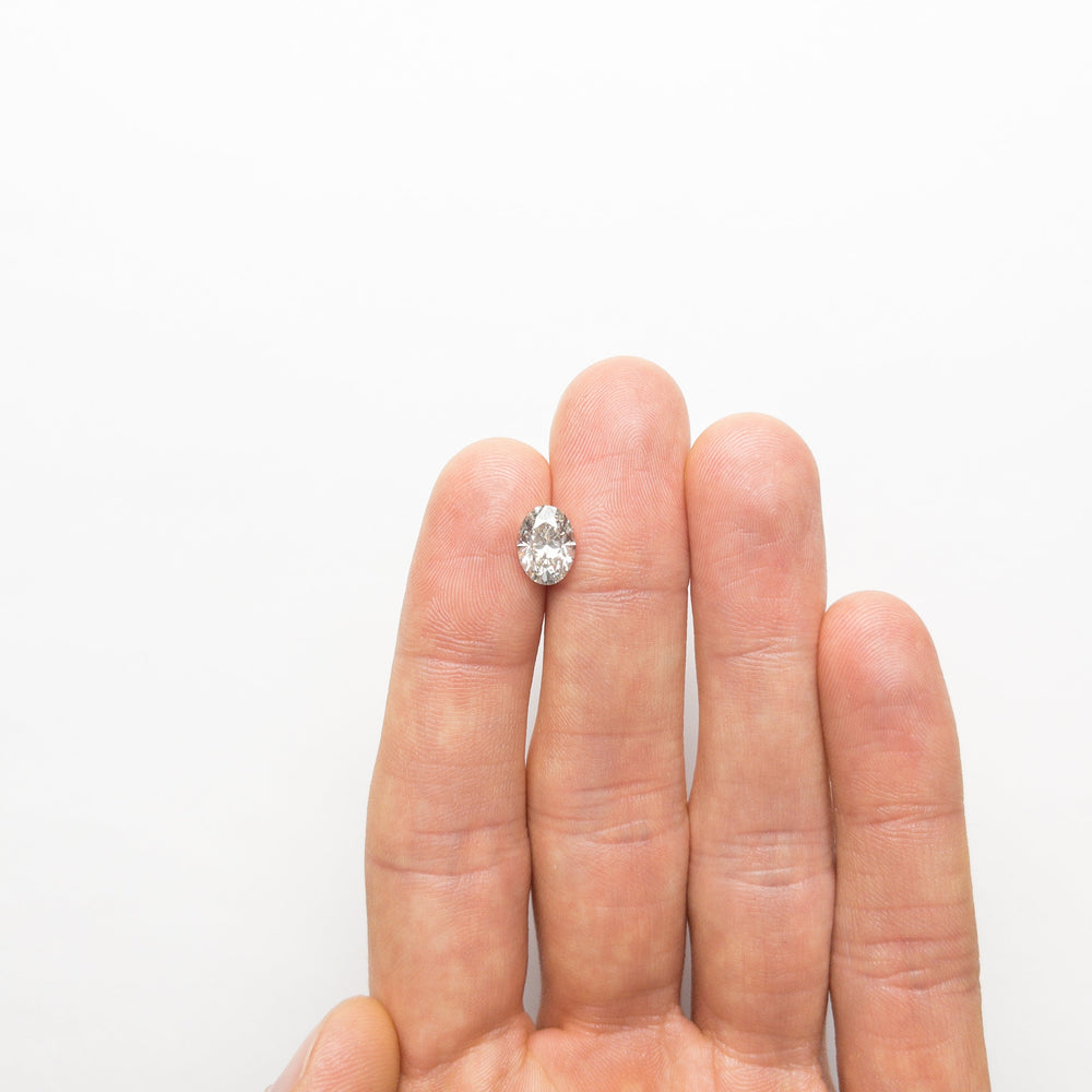 2.01ct 9.25x6.83x4.81mm GIA Light Grey Oval Brilliant 19557-01
