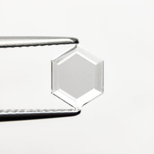 
            
                Load image into Gallery viewer, 0.69ct 7.78x6.21x1.33mm VS2 G Hexagon Portrait Cut 19854-42
            
        
