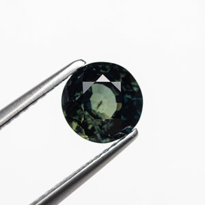 
            
                Load image into Gallery viewer, 1.39ct 6.45x6.42x4.21mm Round Brilliant Sapphire 20674-09
            
        