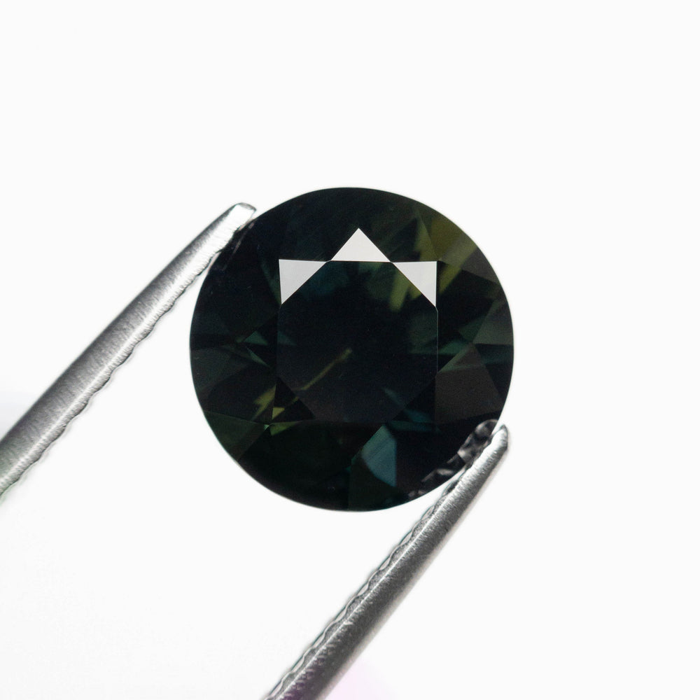 
            
                Load image into Gallery viewer, 2.71ct 8.47x8.40x5.65mm Round Brilliant Sapphire 20992-05
            
        