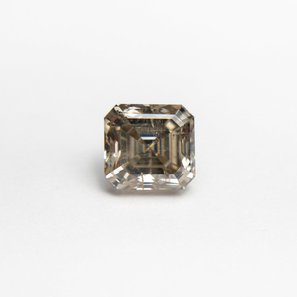 
                  
                    1.02ct 5.40x5.10x3.97mm SI3 Cut Corner Rectangle Step Cut 19164-17 🇨🇦 - Misfit Diamonds
                  
                