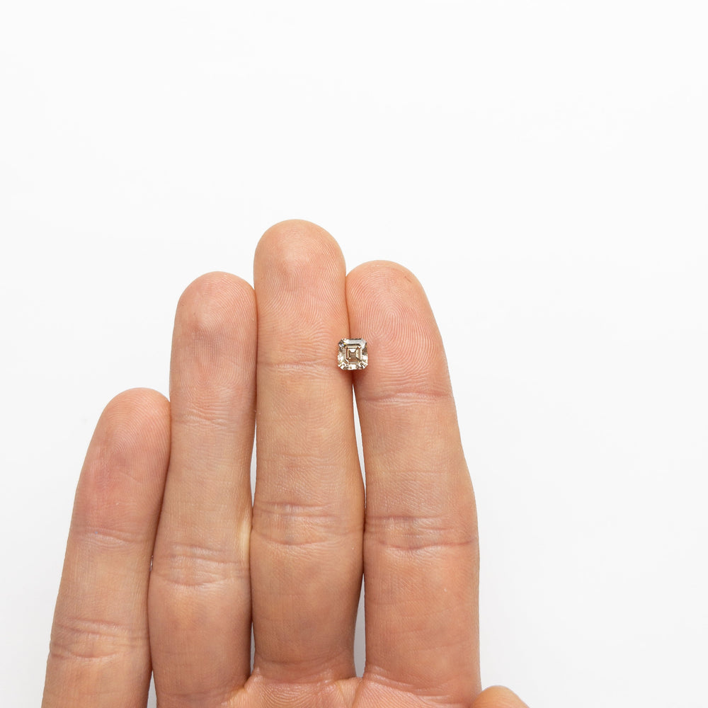 
                  
                    1.02ct 5.40x5.10x3.97mm SI3 Cut Corner Rectangle Step Cut 19164-17 🇨🇦 - Misfit Diamonds
                  
                