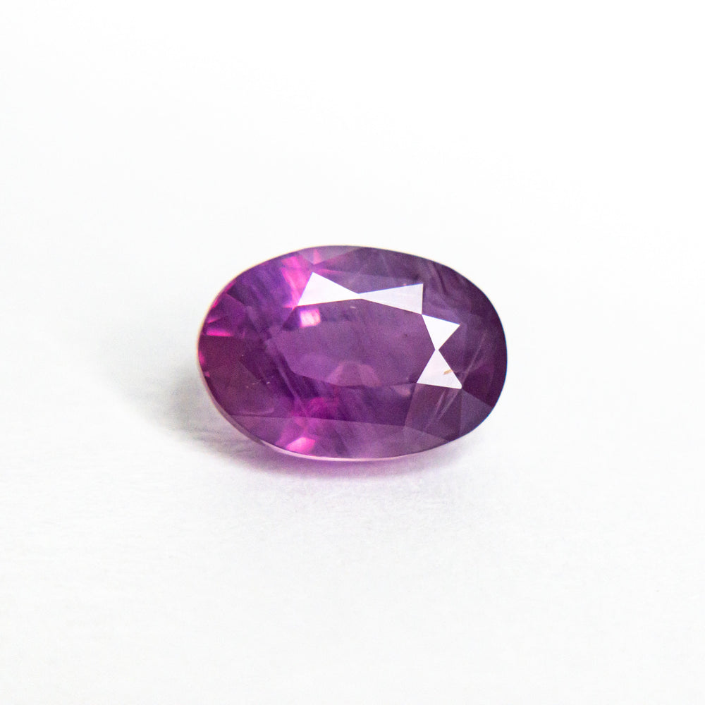 
            
                Load image into Gallery viewer, 1.74ct 8.22x5.68x4.05mm Oval Brilliant Sapphire 22048-01
            
        