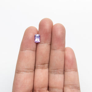 
            
                Load image into Gallery viewer, 1.56ct 8.49x5.42x3.55mm Cut Corner Rectangle Brilliant Sapphire 22511-01
            
        
