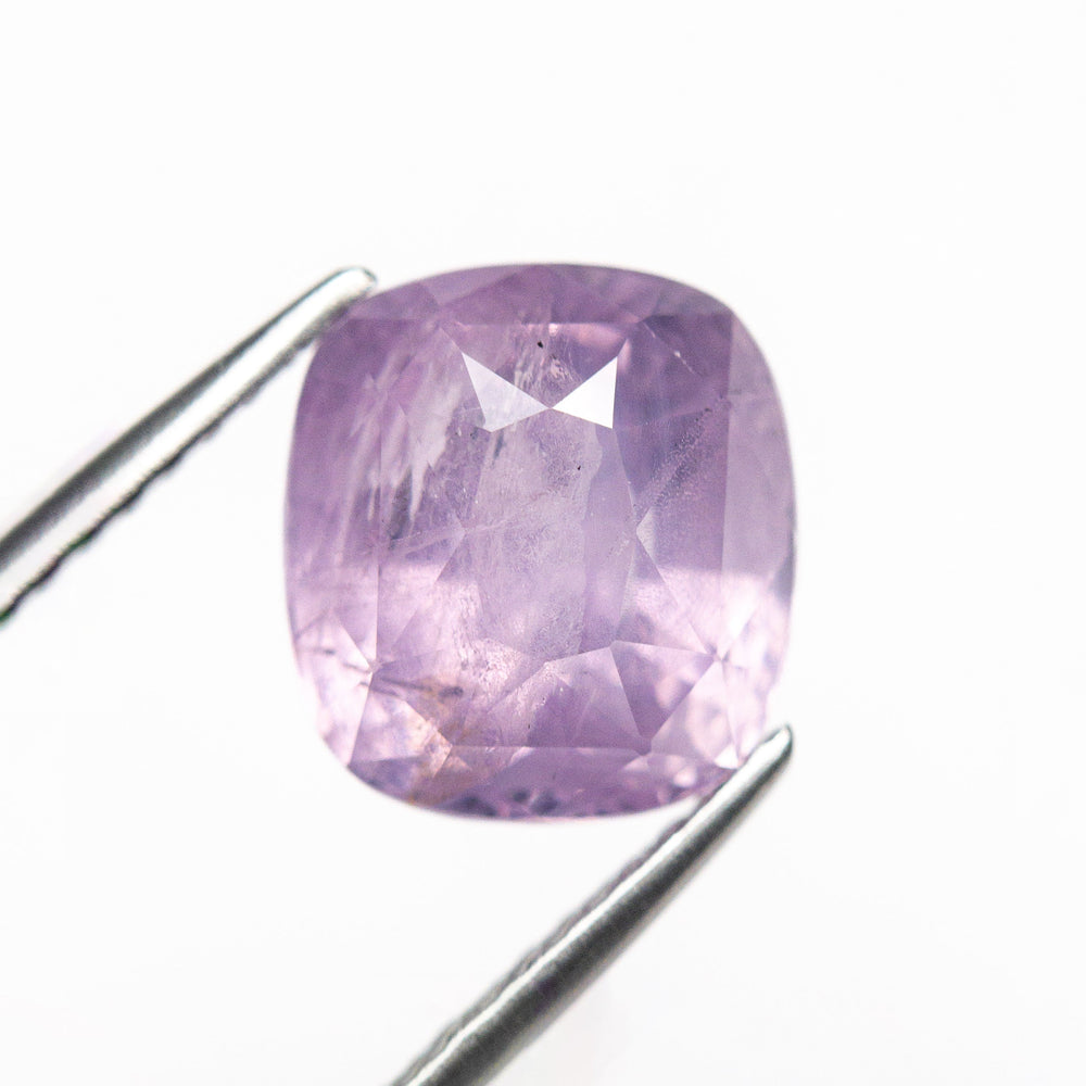 
            
                Load image into Gallery viewer, 4.57ct 8.95x8.29x6.70mm Cushion Brilliant Sapphire 22576-01
            
        
