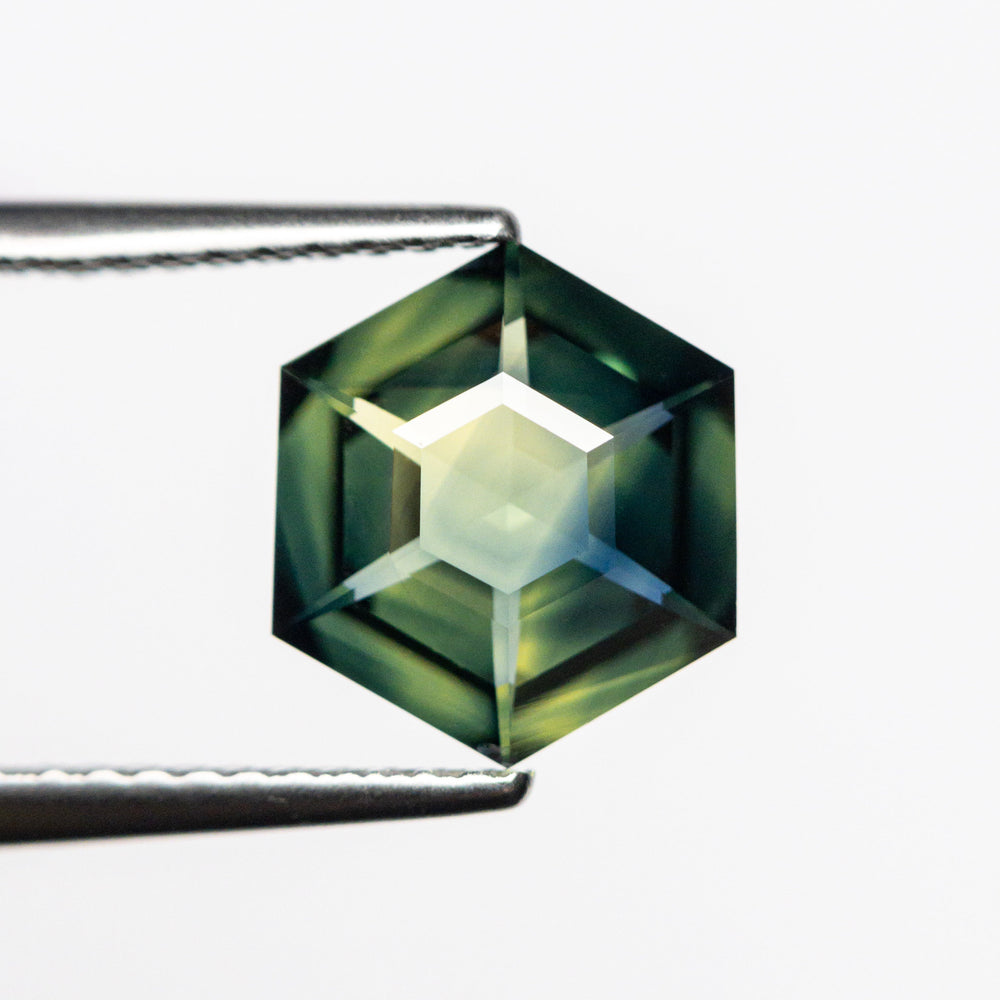 
            
                Load image into Gallery viewer, 1.74ct 8.97x7.85x3.40mm Hexagon Step Cut Sapphire 23476-03
            
        