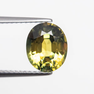 
            
                Load image into Gallery viewer, 2.29ct 8.52x7.06x4.78mm Oval Brilliant Sapphire 23495-10
            
        