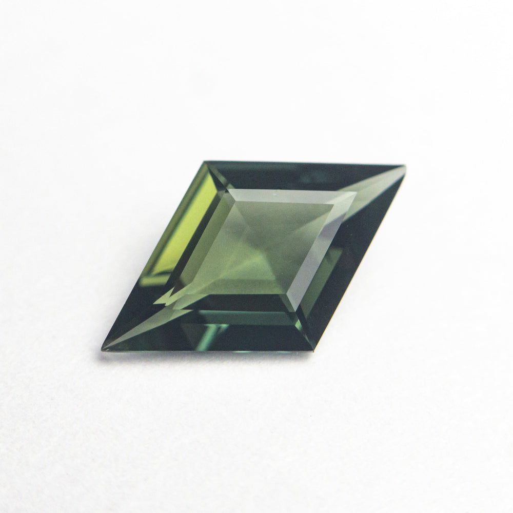 
            
                Load image into Gallery viewer, 1.01ct 10.81x6.60x2.65mm Lozenge Step Cut Sapphire 23496-03
            
        
