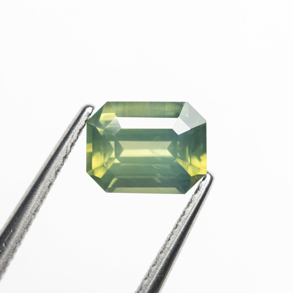 
            
                Load image into Gallery viewer, 1.29ct 6.71x5.18x3.67mm Cut Corner Rectangle Step Cut Sapphire 23586-01
            
        