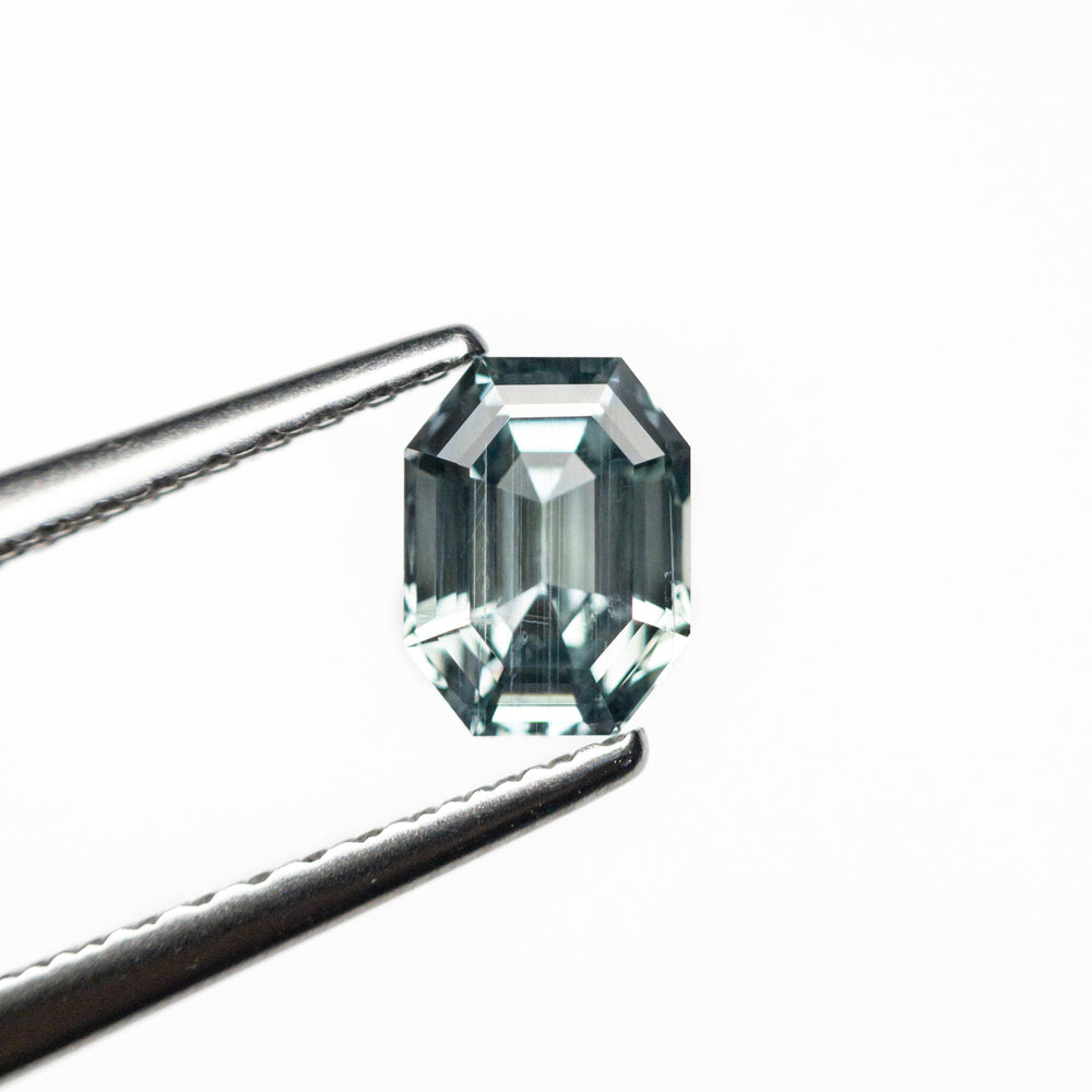 
            
                Load image into Gallery viewer, 0.71ct 5.58x4.22x3.05mm Cut Corner Rectangle Step Cut Sapphire 23705-03
            
        