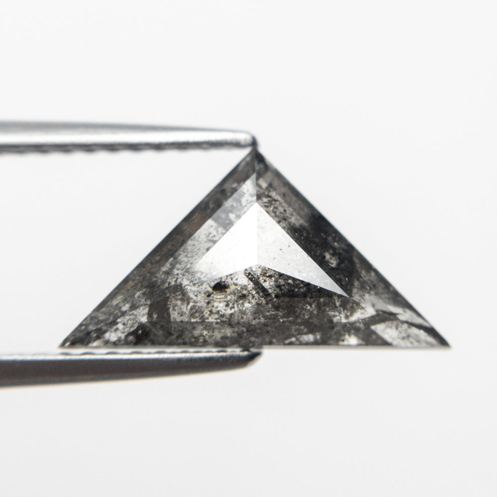 
            
                Load image into Gallery viewer, 1.77ct 14.07x7.31x2.92mm Triangle Rosecut 19622-25
            
        
