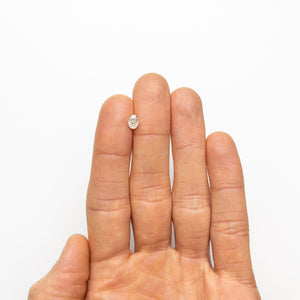 0.70ct 6.09x4.50x3.04mm SI2 K Oval Brilliant 19647-05