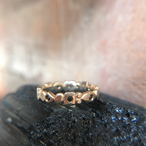 Ebony Band