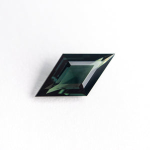 
            
                Load image into Gallery viewer, 1.07ct 11.16x5.99x2.92mm Lozenge Step Cut Sapphire 22267-13
            
        