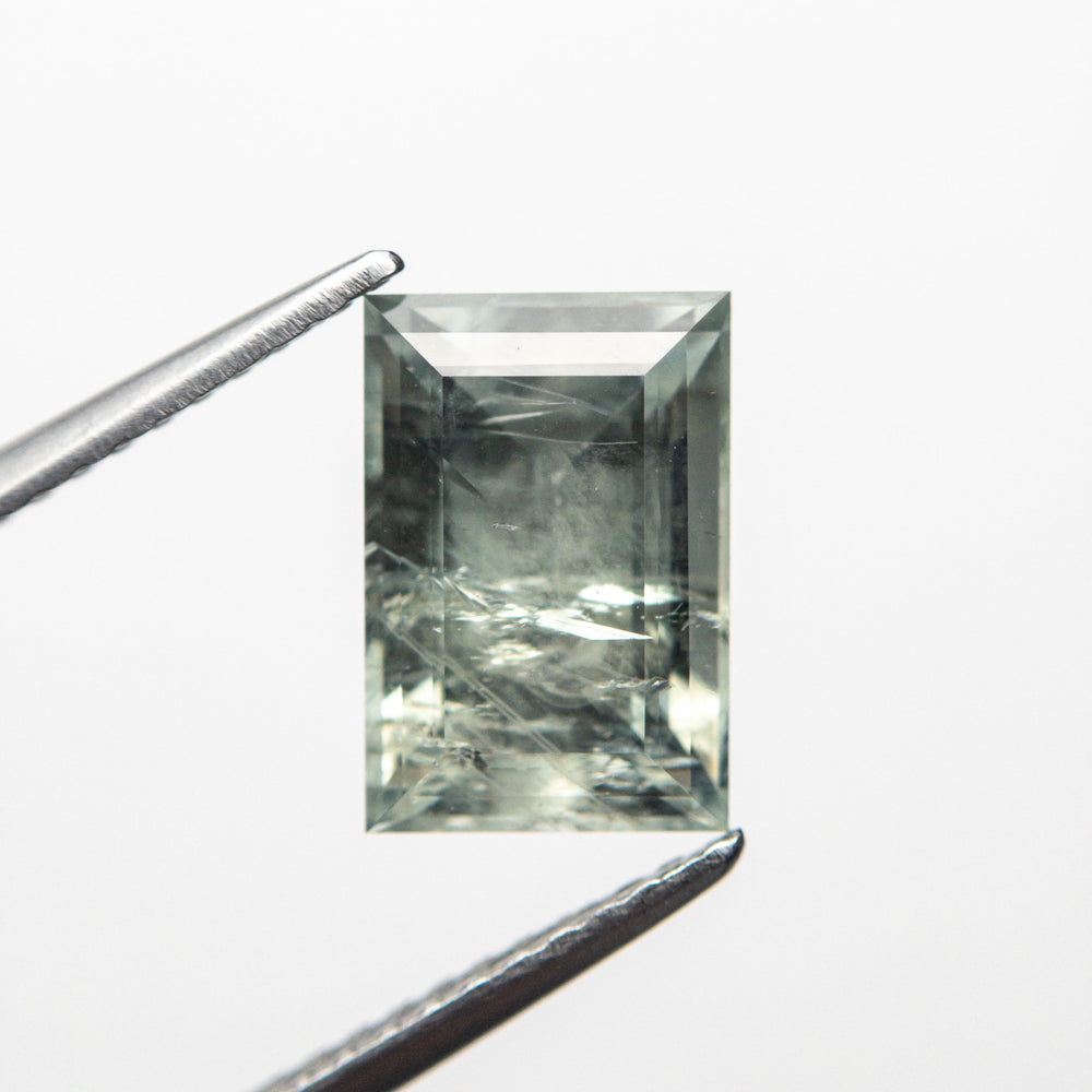 
            
                Load image into Gallery viewer, 3.40ct 9.49x6.42x5.15mm Rectangle Step Cut Sapphire 22690-11
            
        