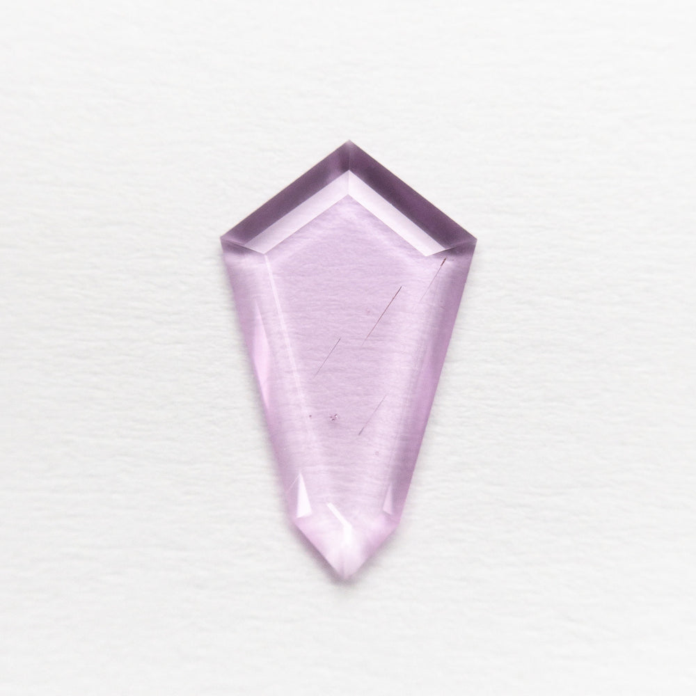 
            
                Load image into Gallery viewer, 0.51ct 10.30x5.96x0.87mm Kite Portrait Cut Sapphire 22894-01
            
        