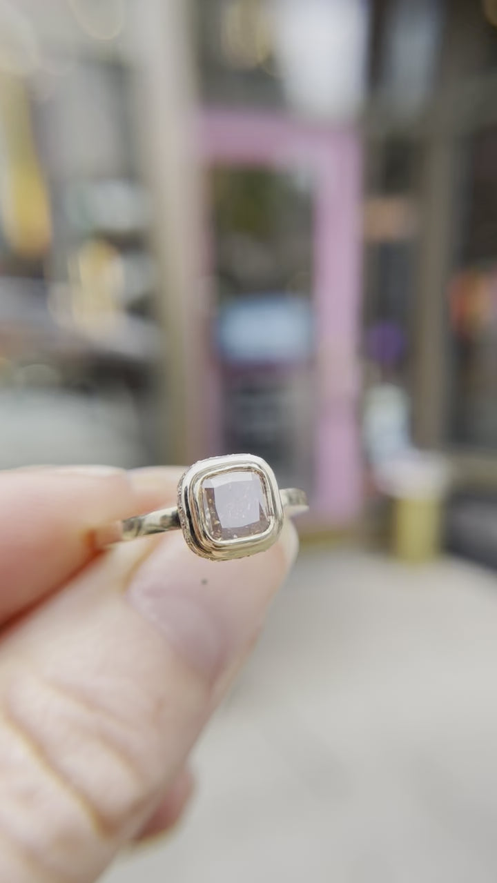 Danbury Ring